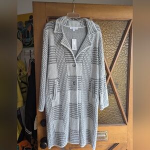Love + Luxe Gray Patterned Cardigan